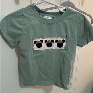 Kids' Green T-Shirt with Bear Paw Design